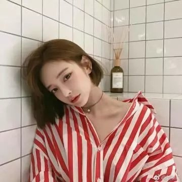 亲吻海报